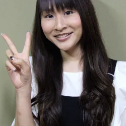 松浦チエ