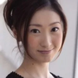 弓場沙織