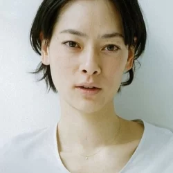 市川実日子