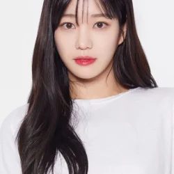 이유비