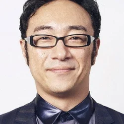 角田晃広