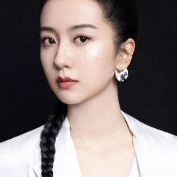 许龄月