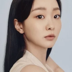 김다미