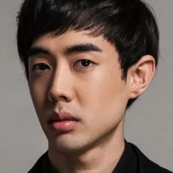 이강욱