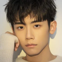 李卿