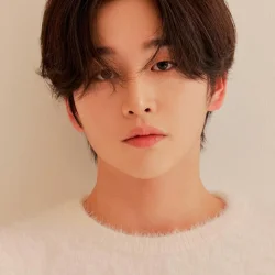 김윤우
