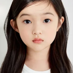 윤채나