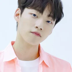 윤재찬