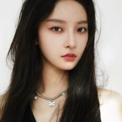 杨舒伊