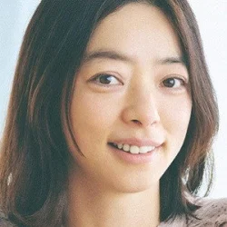 市川実和子