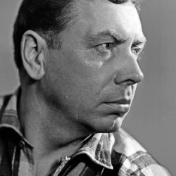 Anatoli Papanov