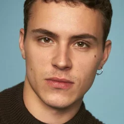 Arón Piper
