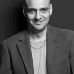 Bartu Küçükçağlayan