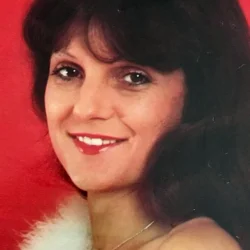 Claudine Beccarie