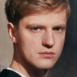Денис Нурулин