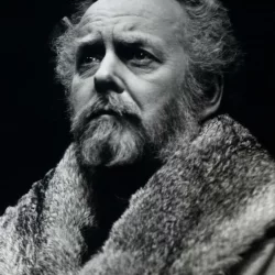 Douglas Rain