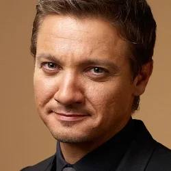 Джереми Реннер