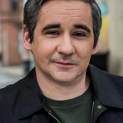 Iain Robertson