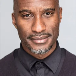 Клинт Дайер