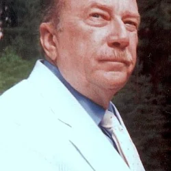 Macon McCalman