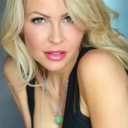 Madeleine Wade