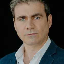 Майкл А. Ньюкомер