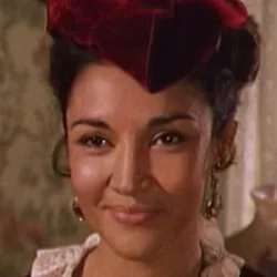 Miriam Colon