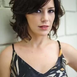 Natália Lage