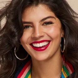 Nikki Yanofsky