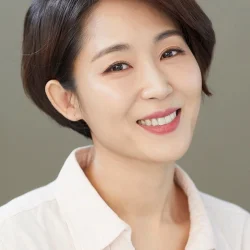 Son Ji-yoon