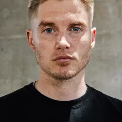 Toby Hemingway