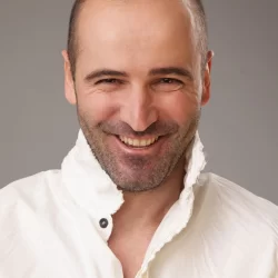 Vadim Tsallati