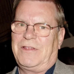 Warren Clarke