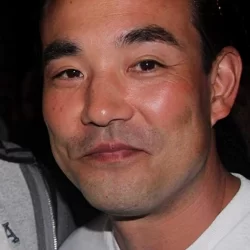 Warren Takeuchi
