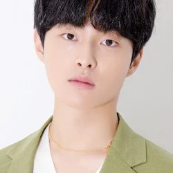Yoon Chan-young
