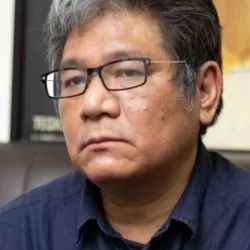 Yung-Feng Lee