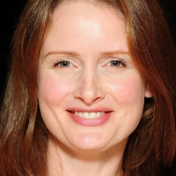 Zoe Telford